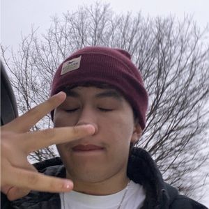 Meet your Posher, Carlos